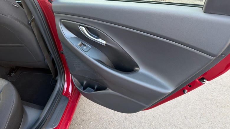 Hyundai i30 1.0T GDi SE Connect 5dr DCT Petrol Hatchback